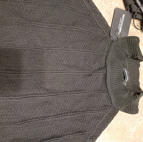 Cropped knit top - Picture 1 of 4